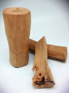 印度老山壇香原木 (公克計價)